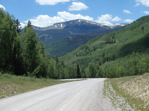 GDMBR: Climbing south on NF-250.